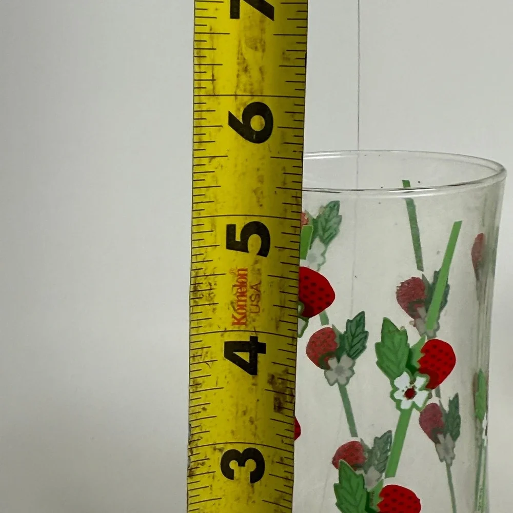 Vintage Greg Flowers Strawberry Vine Glass Tumblers Retro Set of 5 Red Green